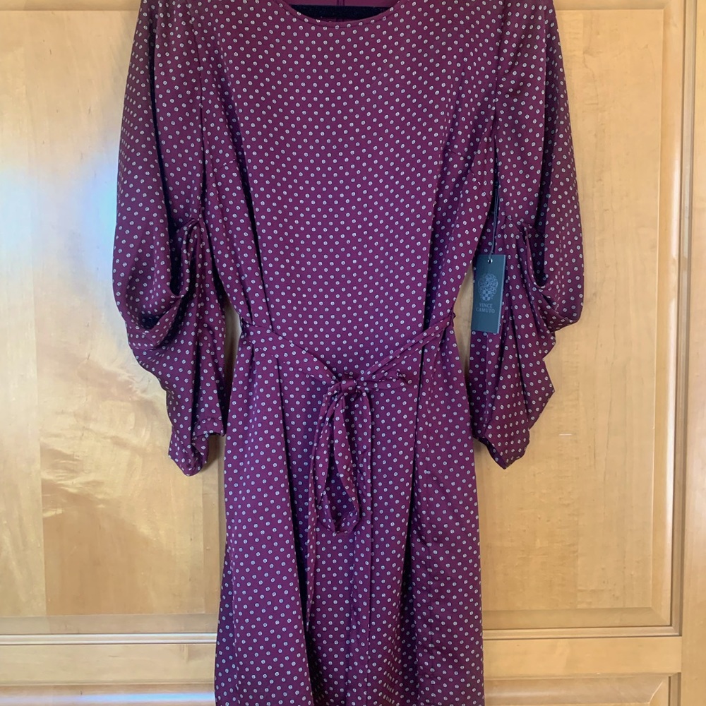 Vince Camuto Burgundy silky dress with belt and flowers